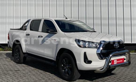 Buy Used Toyota Hilux White Car in Ezulwini in Hhohho