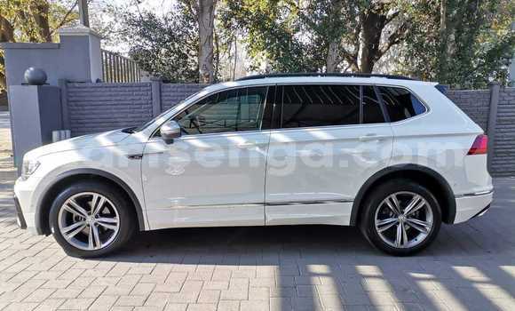 Acheter Occasion Voiture Volkswagen Tiguan Blanc à Ezulwini, Hhohho Acheter Occasion Voiture Volkswagen Tiguan Blanc à Ezulwini, Hhohho