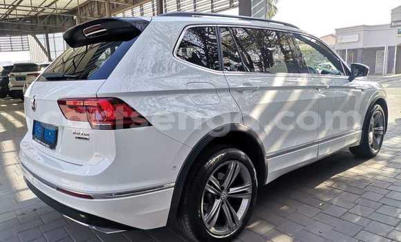 Acheter Occasion Voiture Volkswagen Tiguan Blanc à Ezulwini, Hhohho Acheter Occasion Voiture Volkswagen Tiguan Blanc à Ezulwini, Hhohho