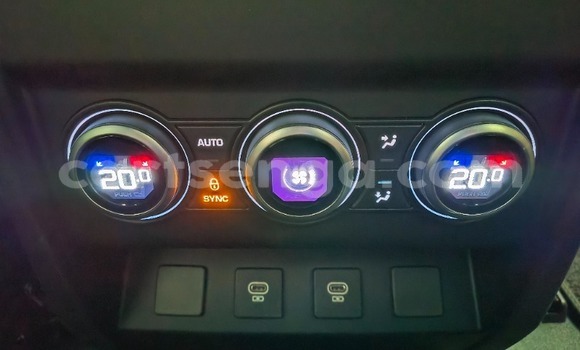 Acheter Occasion Voiture Land Rover Defender Noir à Mbabane, Manzini Acheter Occasion Voiture Land Rover Defender Noir à Mbabane, Manzini