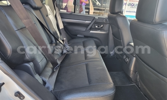 Acheter Occasion Voiture Mitsubishi Pajero Blanc à Mbabane, Manzini Acheter Occasion Voiture Mitsubishi Pajero Blanc à Mbabane, Manzini