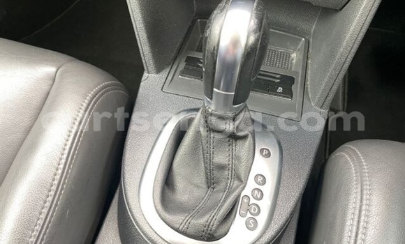 Nunua Ilio tumika Volkswagen Touran Silver Gari ndani ya Manzini nchini Manzini Nunua Ilio tumika Volkswagen Touran Silver Gari ndani ya Manzini nchini Manzini
