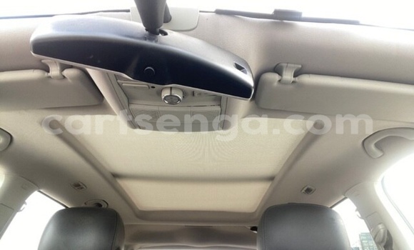 Nunua Ilio tumika Volkswagen Touran Silver Gari ndani ya Manzini nchini Manzini Nunua Ilio tumika Volkswagen Touran Silver Gari ndani ya Manzini nchini Manzini