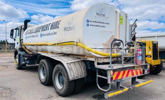 Nunua Ilio tumika Man Silent White Lori ndani ya Mbabane nchini Manzini Nunua Ilio tumika Man Silent White Lori ndani ya Mbabane nchini Manzini