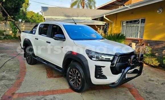 Acheter Occasion Voiture Toyota Hilux Blanc à Matsapha, Manzini