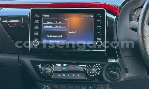 Buy Used Toyota Hilux White Car in Matsapha in Manzini Buy Used Toyota Hilux White Car in Matsapha in Manzini