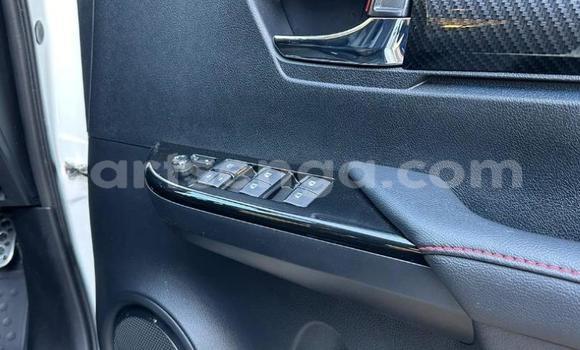 Buy Used Toyota Hilux White Car in Matsapha in Manzini Buy Used Toyota Hilux White Car in Matsapha in Manzini