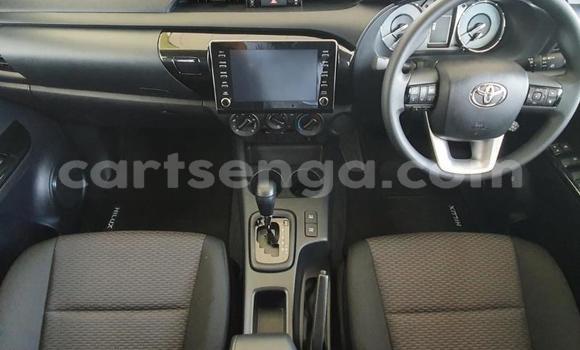 Buy Used Toyota Hilux Silver Car in Ezulwini in Hhohho Buy Used Toyota Hilux Silver Car in Ezulwini in Hhohho