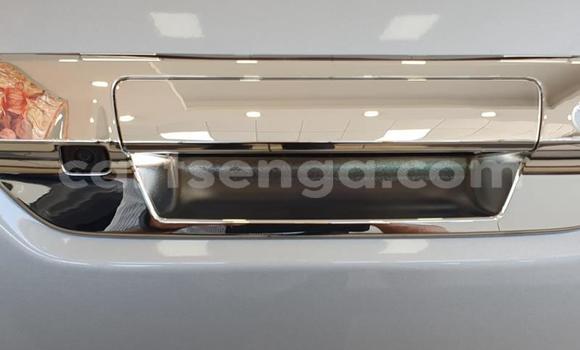 Buy Used Toyota Hilux Silver Car in Ezulwini in Hhohho Buy Used Toyota Hilux Silver Car in Ezulwini in Hhohho