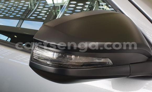 Buy Used Toyota Hilux Silver Car in Ezulwini in Hhohho Buy Used Toyota Hilux Silver Car in Ezulwini in Hhohho