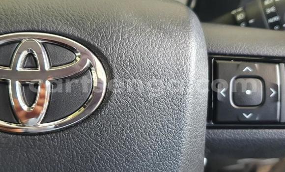 Buy Used Toyota Hilux Silver Car in Ezulwini in Hhohho Buy Used Toyota Hilux Silver Car in Ezulwini in Hhohho