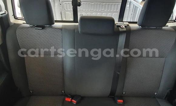 Buy Used Toyota Hilux Silver Car in Ezulwini in Hhohho Buy Used Toyota Hilux Silver Car in Ezulwini in Hhohho