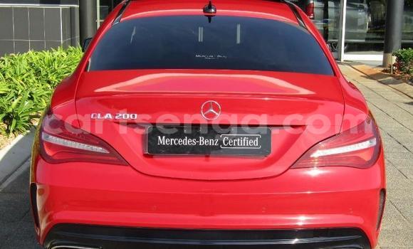 Acheter Occasion Voiture Mercedes‒Benz GLA-klasse Rouge à Mbabane, Manzini Acheter Occasion Voiture Mercedes‒Benz GLA-klasse Rouge à Mbabane, Manzini