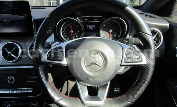 Acheter Occasion Voiture Mercedes‒Benz GLA-klasse Rouge à Mbabane, Manzini Acheter Occasion Voiture Mercedes‒Benz GLA-klasse Rouge à Mbabane, Manzini