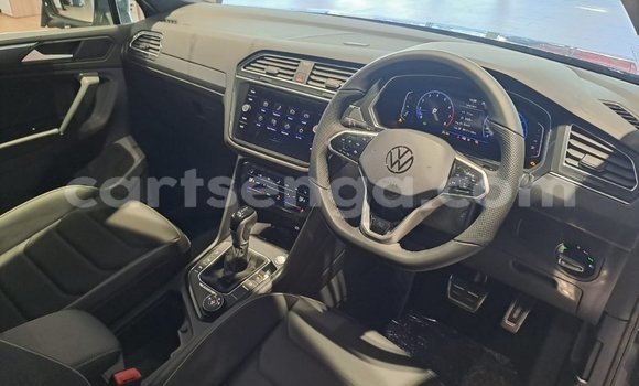 Buy Used Volkswagen Tiguan Silver Car in Ezulwini in Hhohho Buy Used Volkswagen Tiguan Silver Car in Ezulwini in Hhohho