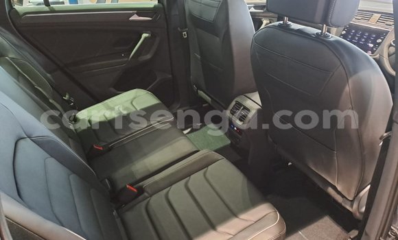 Buy Used Volkswagen Tiguan Silver Car in Ezulwini in Hhohho Buy Used Volkswagen Tiguan Silver Car in Ezulwini in Hhohho