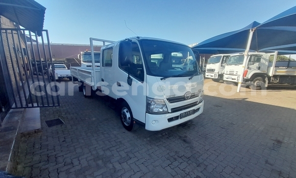 Buy Used Hino 300 Series White Truck in Mbabane in Manzini