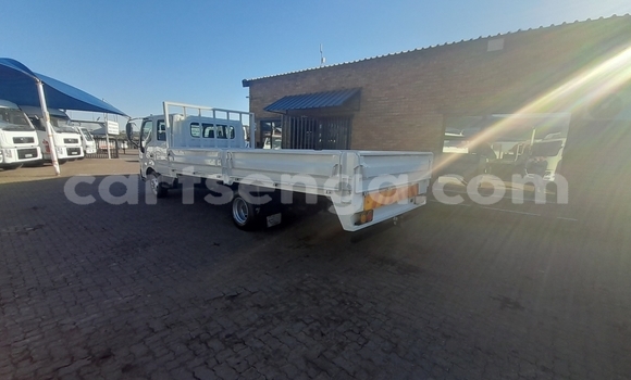 Buy Used Hino 300 Series White Truck in Mbabane in Manzini Buy Used Hino 300 Series White Truck in Mbabane in Manzini