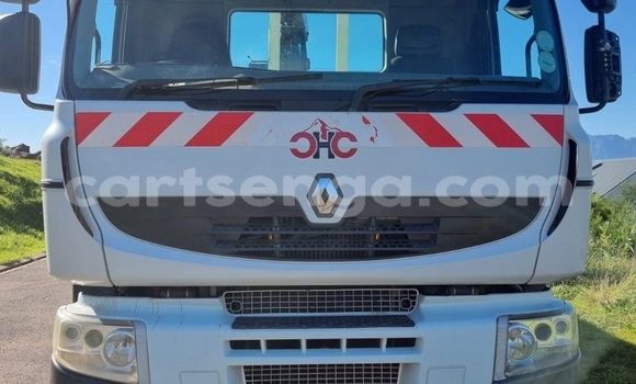 Buy Used Caterpillar 120 White Truck in Mbabane in Manzini Buy Used Caterpillar 120 White Truck in Mbabane in Manzini