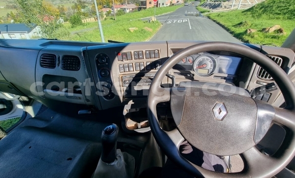 Buy Used Caterpillar 120 White Truck in Mbabane in Manzini Buy Used Caterpillar 120 White Truck in Mbabane in Manzini