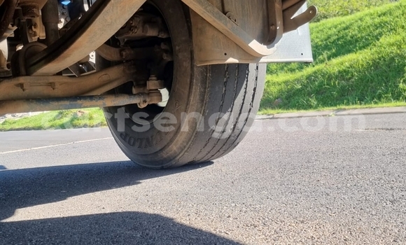 Buy Used Caterpillar 120 White Truck in Mbabane in Manzini Buy Used Caterpillar 120 White Truck in Mbabane in Manzini