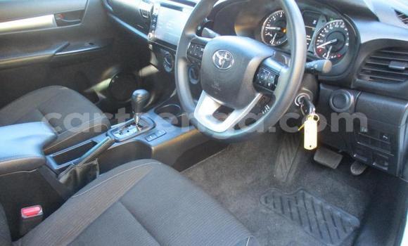 Buy Used Toyota Hilux White Car in Manzini in Manzini Buy Used Toyota Hilux White Car in Manzini in Manzini