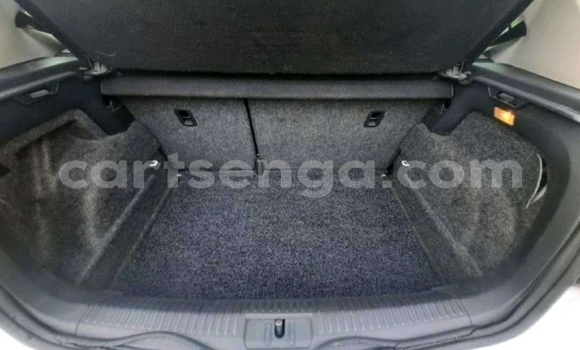 Nunua Ilio tumika Volkswagen Polo White Gari ndani ya Manzini nchini Manzini Nunua Ilio tumika Volkswagen Polo White Gari ndani ya Manzini nchini Manzini