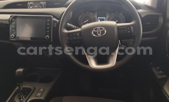 Buy Used Toyota Hilux Silver Car in Mbabane in Manzini Buy Used Toyota Hilux Silver Car in Mbabane in Manzini