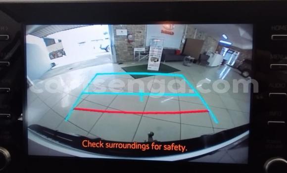 Buy Used Toyota Hilux Silver Car in Mbabane in Manzini Buy Used Toyota Hilux Silver Car in Mbabane in Manzini