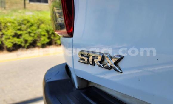 Buy Used Toyota Hilux White Car in Ezulwini in Hhohho Buy Used Toyota Hilux White Car in Ezulwini in Hhohho