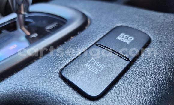 Buy Used Toyota Hilux White Car in Ezulwini in Hhohho Buy Used Toyota Hilux White Car in Ezulwini in Hhohho