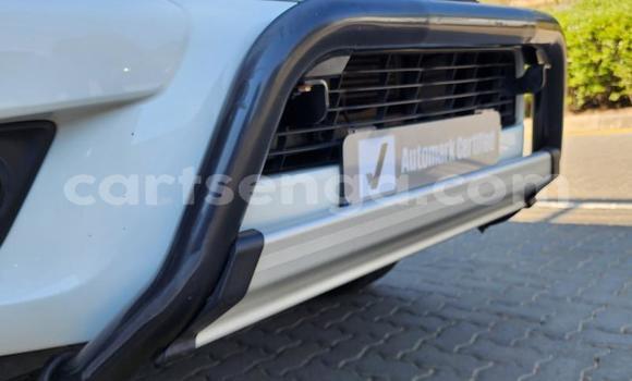 Buy Used Toyota Hilux White Car in Ezulwini in Hhohho Buy Used Toyota Hilux White Car in Ezulwini in Hhohho