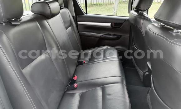 Acheter Occasion Voiture Toyota Hilux Blanc à Mbabane, Manzini Acheter Occasion Voiture Toyota Hilux Blanc à Mbabane, Manzini