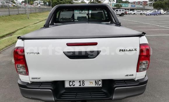 Acheter Occasion Voiture Toyota Hilux Blanc à Mbabane, Manzini Acheter Occasion Voiture Toyota Hilux Blanc à Mbabane, Manzini