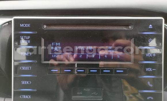 Acheter Occasion Voiture Toyota Hilux Blanc à Mbabane, Manzini Acheter Occasion Voiture Toyota Hilux Blanc à Mbabane, Manzini