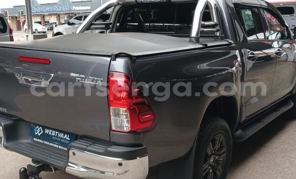 Buy Used Toyota Hilux Black Car in Mbabane in Manzini Buy Used Toyota Hilux Black Car in Mbabane in Manzini
