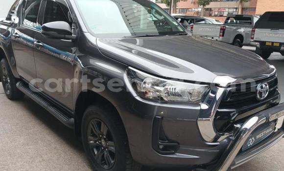 Buy Used Toyota Hilux Black Car in Mbabane in Manzini Buy Used Toyota Hilux Black Car in Mbabane in Manzini
