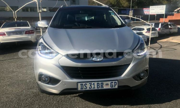 Buy Used Hyundai ix35 Silver Car in Bhunya in Manzini Buy Used Hyundai ix35 Silver Car in Bhunya in Manzini