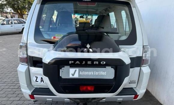 Buy Used Mitsubishi Pajero White Car in Mbabane in Manzini Buy Used Mitsubishi Pajero White Car in Mbabane in Manzini