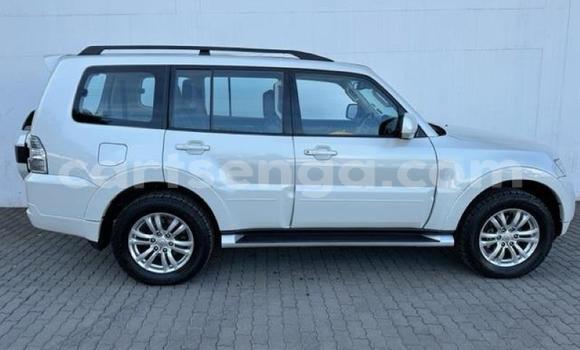 Buy Used Mitsubishi Pajero White Car in Mbabane in Manzini Buy Used Mitsubishi Pajero White Car in Mbabane in Manzini