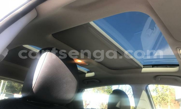 Buy Used Hyundai ix35 Silver Car in Bhunya in Manzini Buy Used Hyundai ix35 Silver Car in Bhunya in Manzini