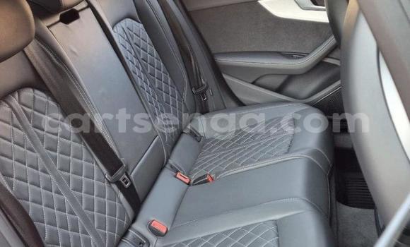 Acheter Occasion Voiture Audi S4 Rouge à Mbabane, Manzini Acheter Occasion Voiture Audi S4 Rouge à Mbabane, Manzini