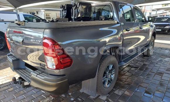 Buy Used Toyota Hilux Silver Car in Mbabane in Manzini Buy Used Toyota Hilux Silver Car in Mbabane in Manzini