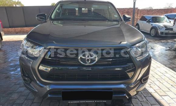Buy Used Toyota Hilux Silver Car in Mbabane in Manzini Buy Used Toyota Hilux Silver Car in Mbabane in Manzini