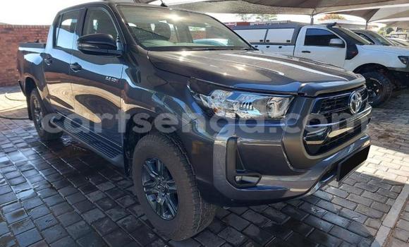 Buy Used Toyota Hilux Silver Car in Mbabane in Manzini Buy Used Toyota Hilux Silver Car in Mbabane in Manzini