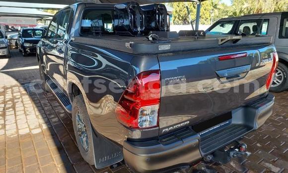 Buy Used Toyota Hilux Silver Car in Mbabane in Manzini Buy Used Toyota Hilux Silver Car in Mbabane in Manzini