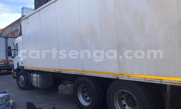 Buy Used Scania R420 White Truck in Mbabane in Manzini Buy Used Scania R420 White Truck in Mbabane in Manzini