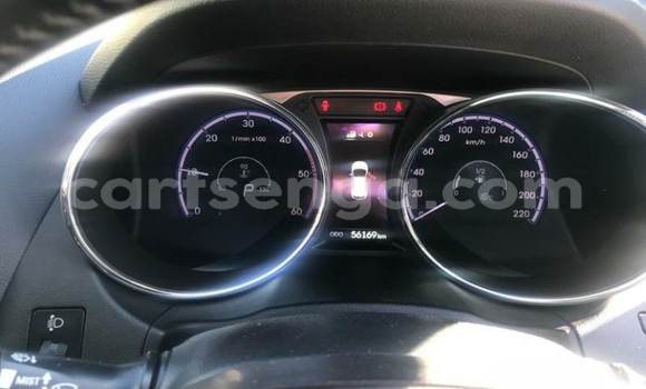 Buy Used Hyundai ix35 Silver Car in Bhunya in Manzini Buy Used Hyundai ix35 Silver Car in Bhunya in Manzini