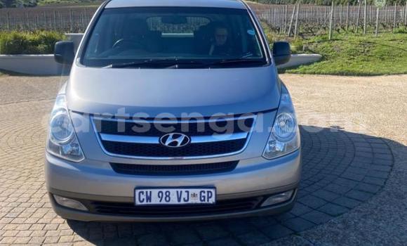 Acheter Occasion Voiture Hyundai H1 Gris à Mbabane, Manzini Acheter Occasion Voiture Hyundai H1 Gris à Mbabane, Manzini