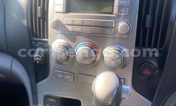 Acheter Occasion Voiture Hyundai H1 Gris à Mbabane, Manzini Acheter Occasion Voiture Hyundai H1 Gris à Mbabane, Manzini